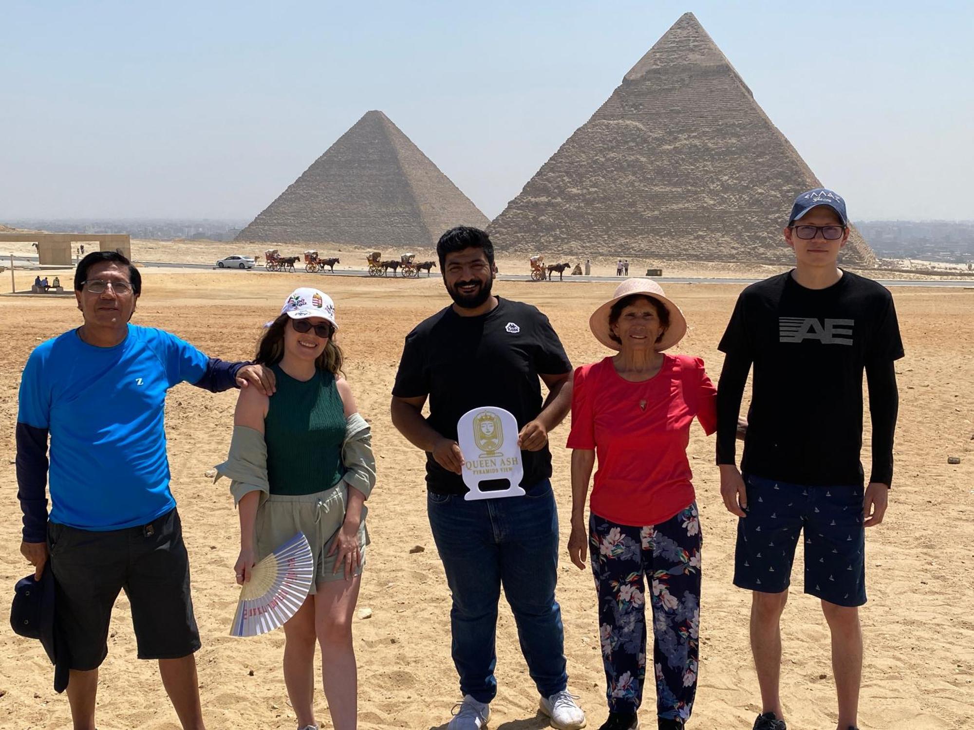 Queen Ash Pyramid View Inn Kafret el-Gabal Esterno foto